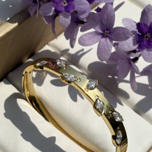 Color Leaf Bangle