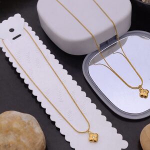 Dainty Flower Chain Pendant