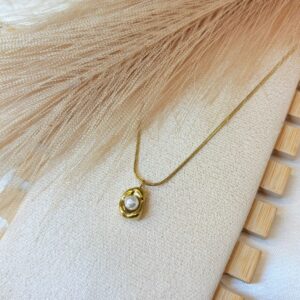 Pearl Drop Pendant