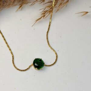 Green Minimal Solitaire Chain Pendant