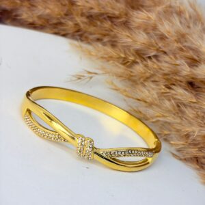 Harmony Knot Bangle