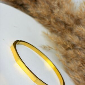 Simple Gold Bangle