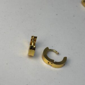 Minimal Gold Hoops