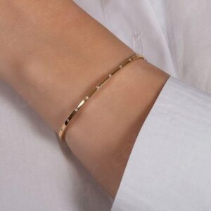 Dainty Luxe Bangle