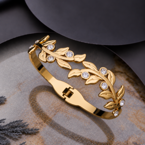 Luxury White Leaf Kada