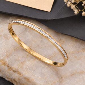 Dainty Kada