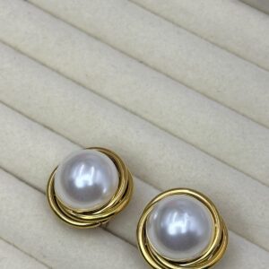 Pearl Orbit Studs